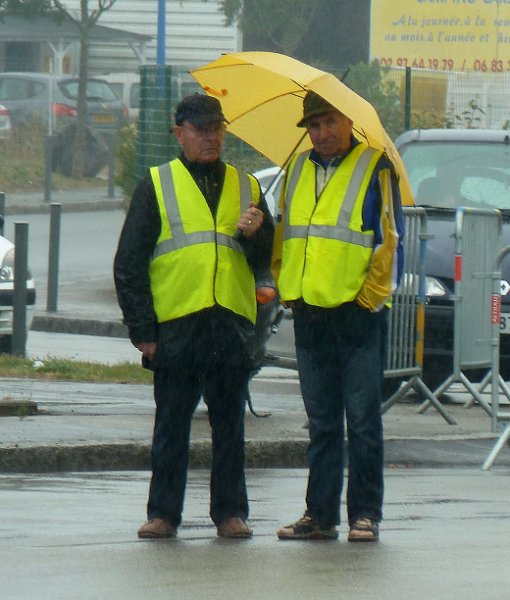2011-07-05 79 Un p tit coin d parapluie.JPG